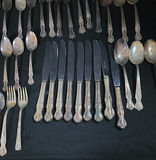 Assorted silver-plated flatware set (forks, spoons, knives) - thumbnail 5 of 10