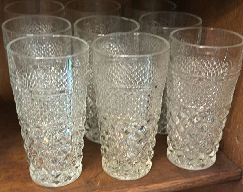 Crystal cut-glass stemware set - image 5 of 9
