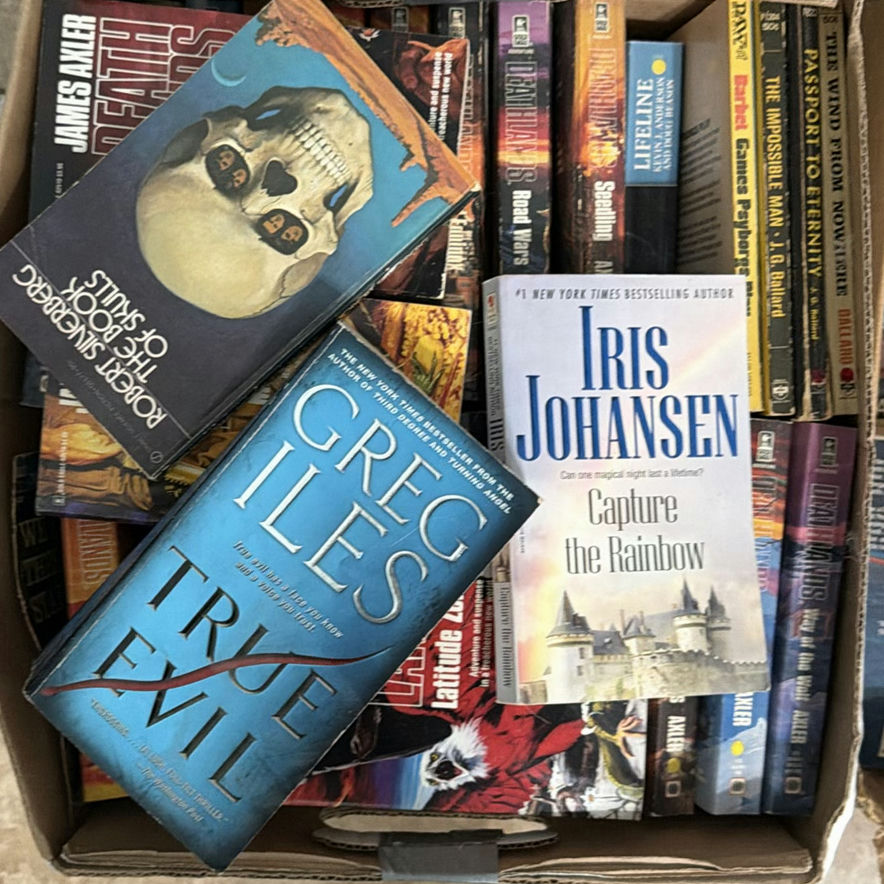 Vintage science fiction paperback books - image 6 of 6
