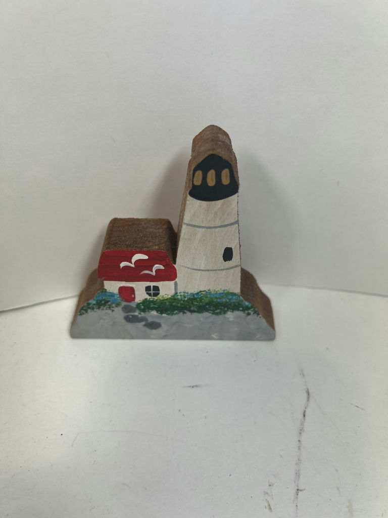 Set of miniature lighthouse figurines - image 2 of 13