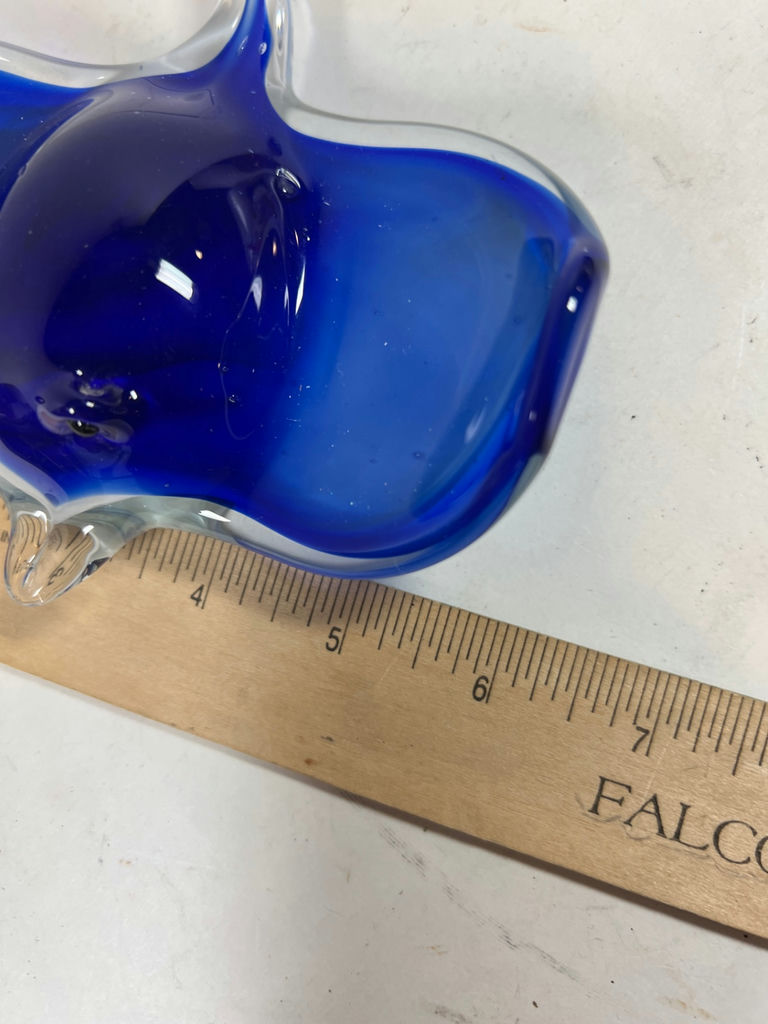 Blue glass stingray sculpture with winged form - image 4 of 4