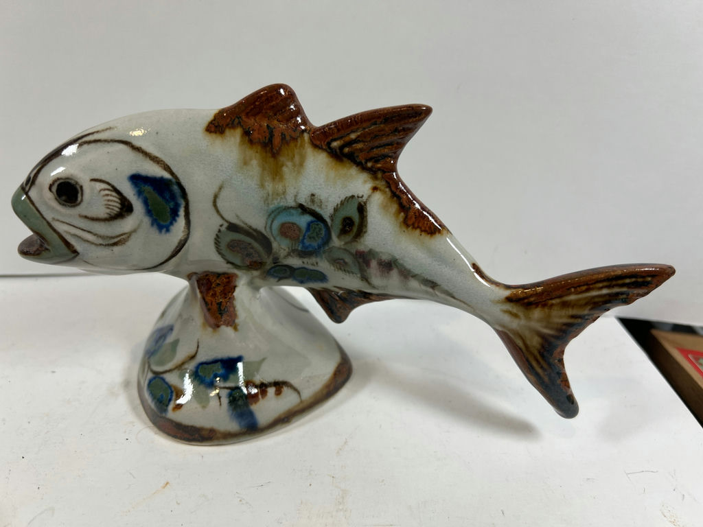 Ceramic animal figurines: tiger, fish, and foo dog trinket box - image 2 of 7