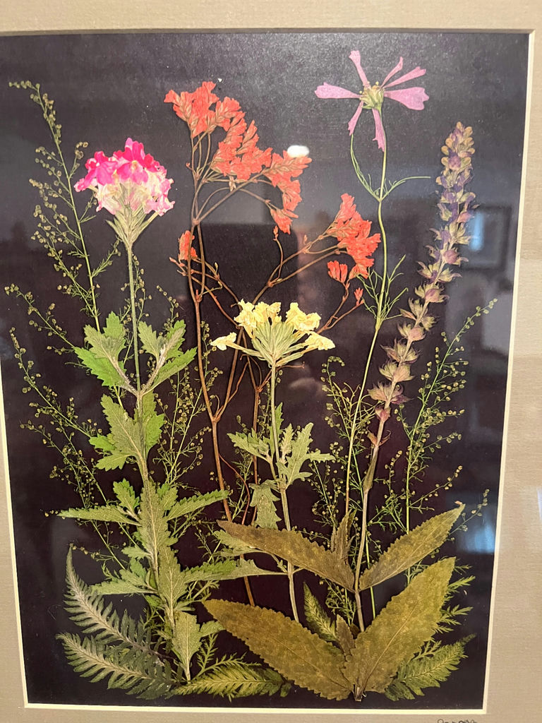 Framed botanical pressed-flower artwork 19" x 16" - image 2 of 3
