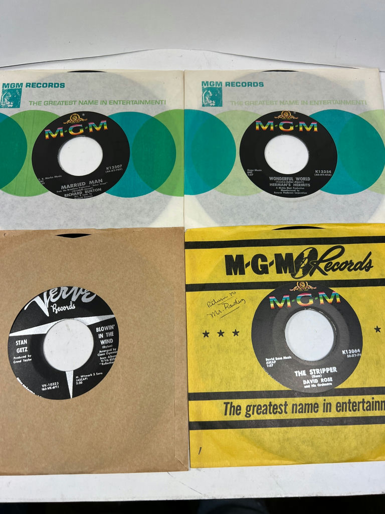 Collection of 40 vintage vinyl 45's records and sleeves - image 5 of 12