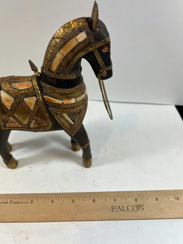 Ornate horse figurine with metal inlay - heavy - image 4 of 5