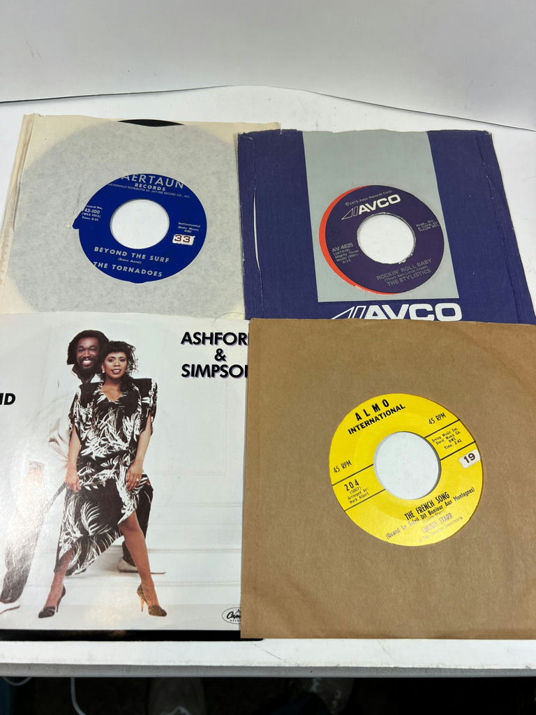 Vintage Lot of 66 45's 7-Inch Vinyl Records and Sleeves Collection - image 9 of 20