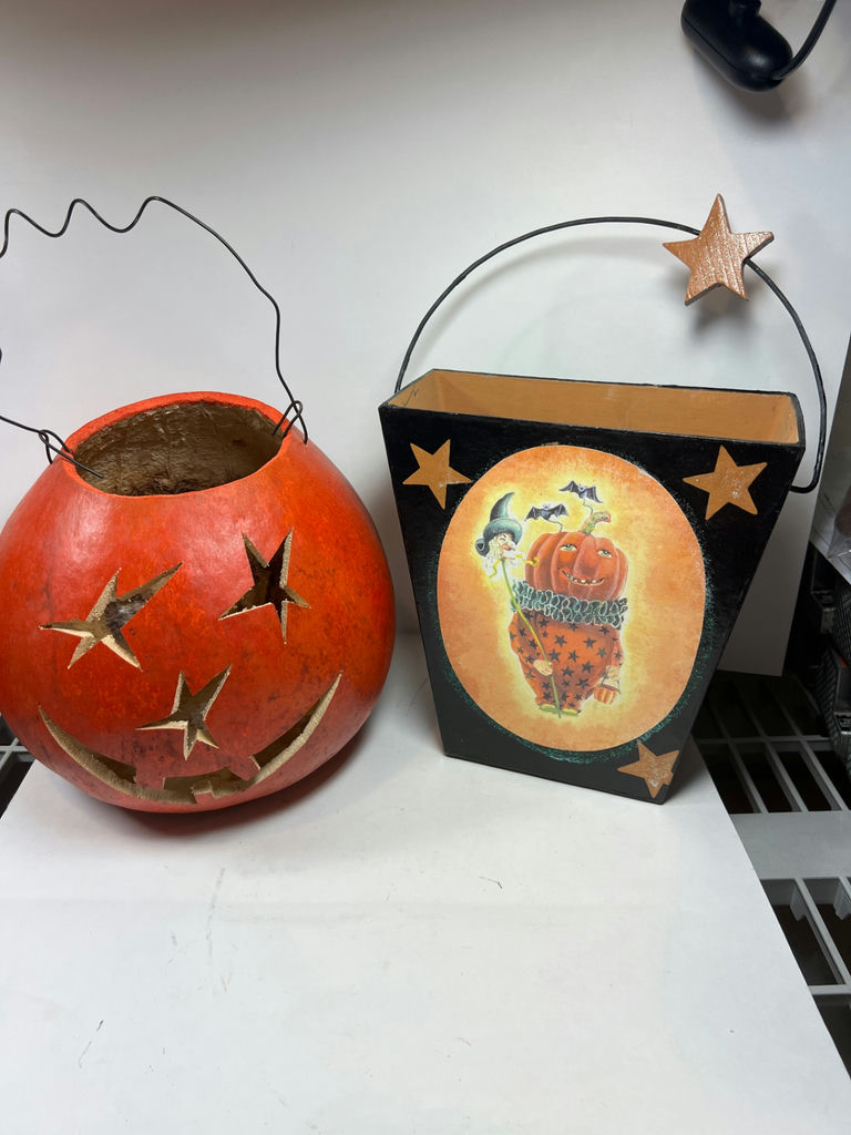 Halloween Pumpkin Lantern and Starry Decorative Box - image 1 of 4