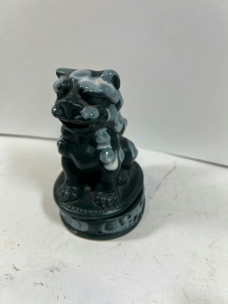 Ceramic animal figurines: tiger, fish, and foo dog trinket box - image 4 of 7