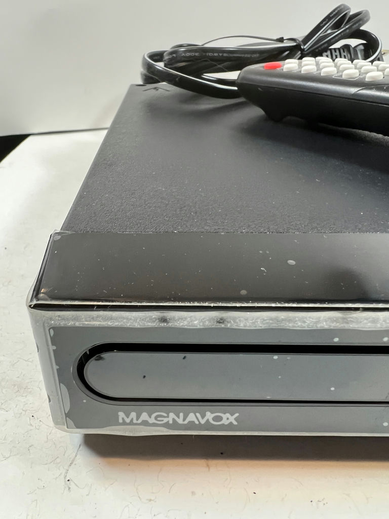 Magnavox MDV2100/F7 DVD Player with Remote - image 4 of 5