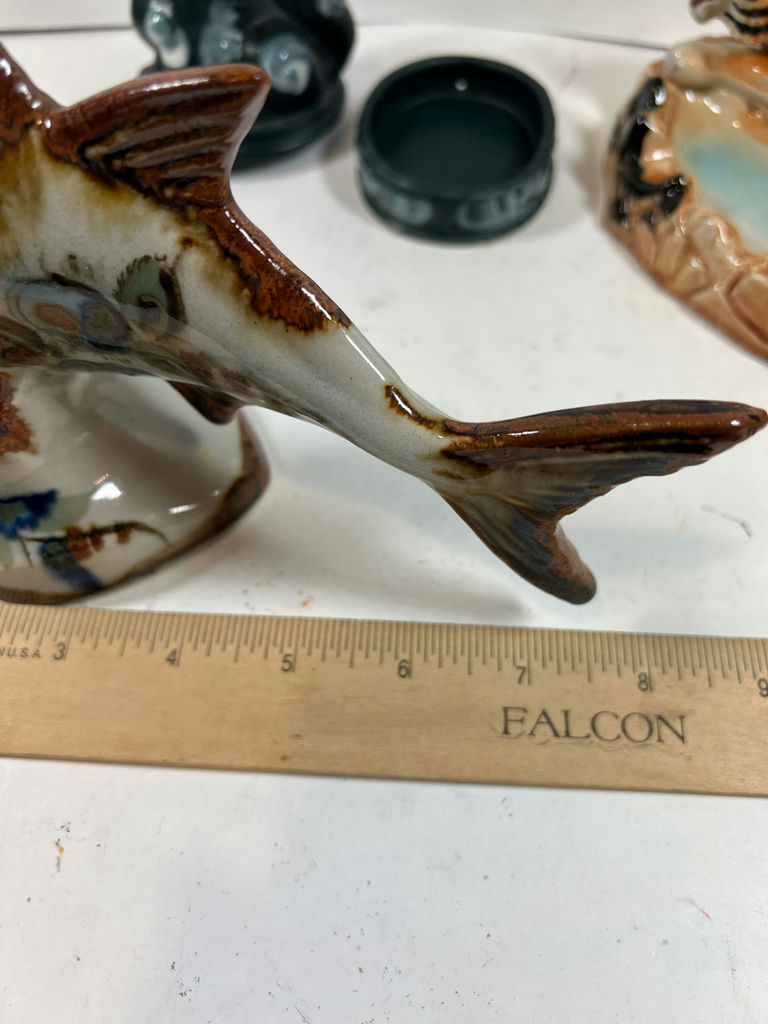 Ceramic animal figurines: tiger, fish, and foo dog trinket box - image 7 of 7