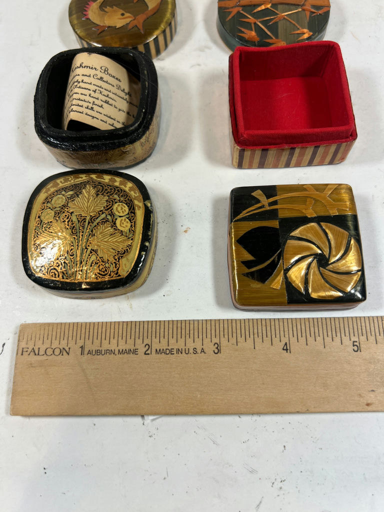 Assorted small jewelry and keepsake boxes - EMPTY BOXES - image 10 of 10