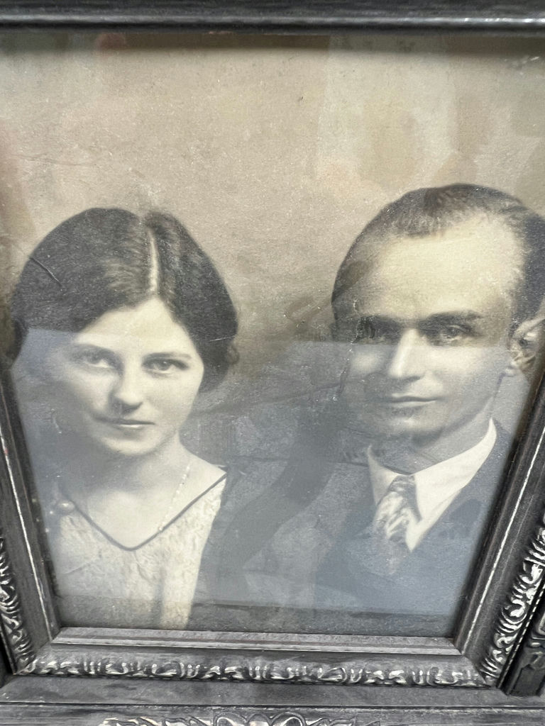Antique ornate framed photo of a couple 12 X 10 - image 2 of 3