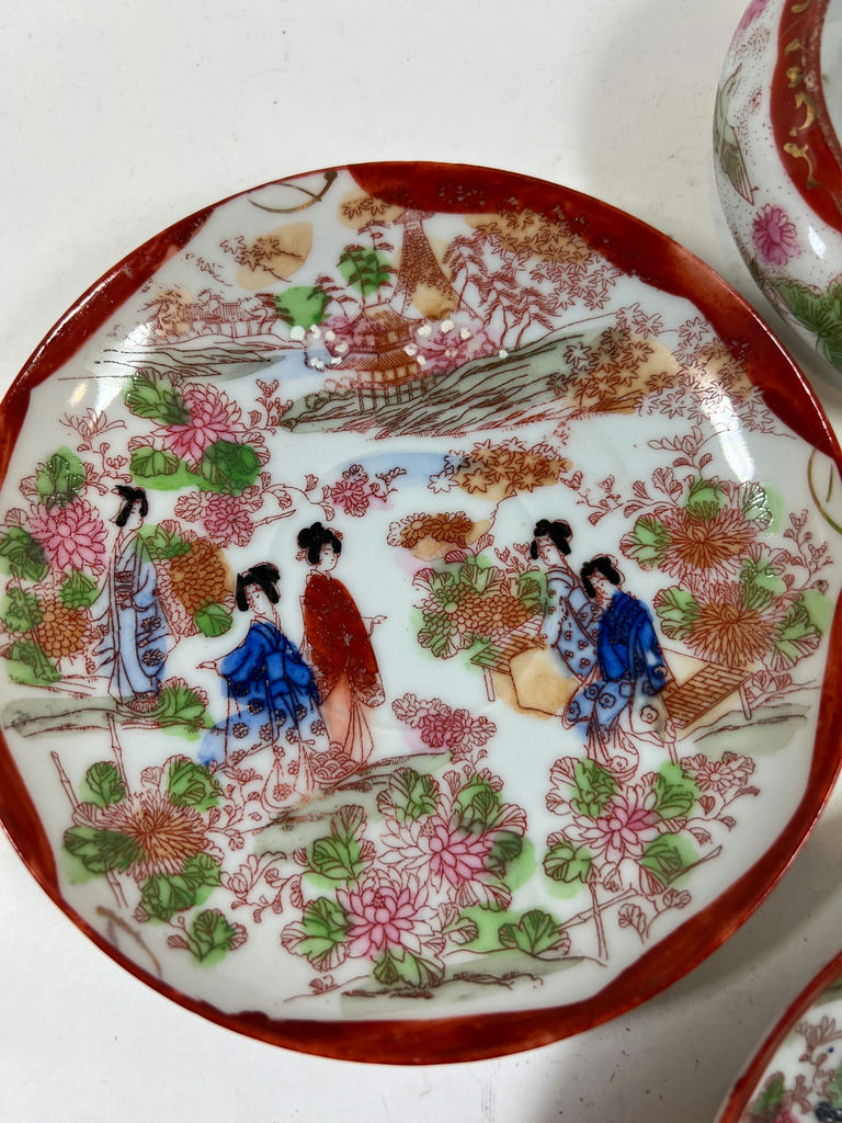 Set of Japanese decorative porcelain plates and bowl - image 2 of 7