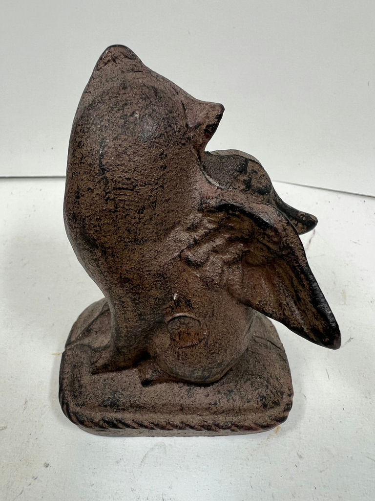 ANTIQUE Rusty cast-iron bird sculpture - image 2 of 4