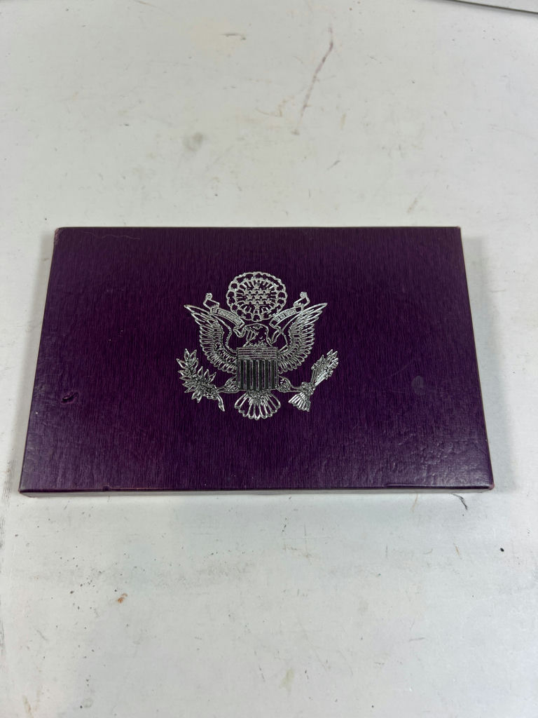 1986 United States Proof Coin Set in Purple Case - image 1 of 7
