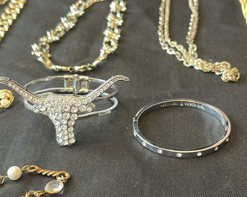 Assorted Jewelry Collection - image 5 of 11