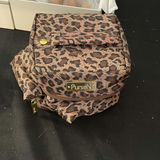 Assorted Bags, Organizers, Artwork, and Household Accessories - thumbnail 6 of 13
