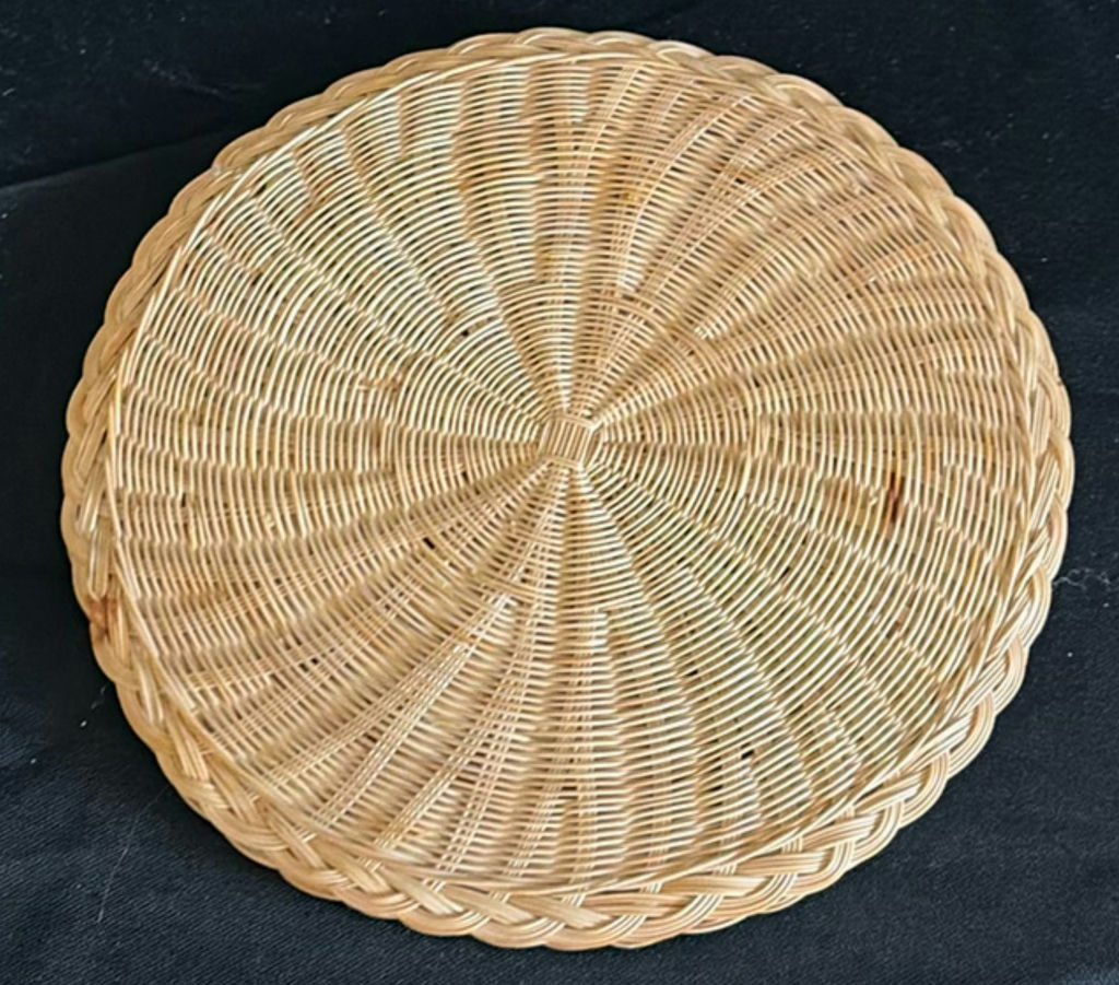 Wicker baskets with a floral arrangement - image 4 of 4