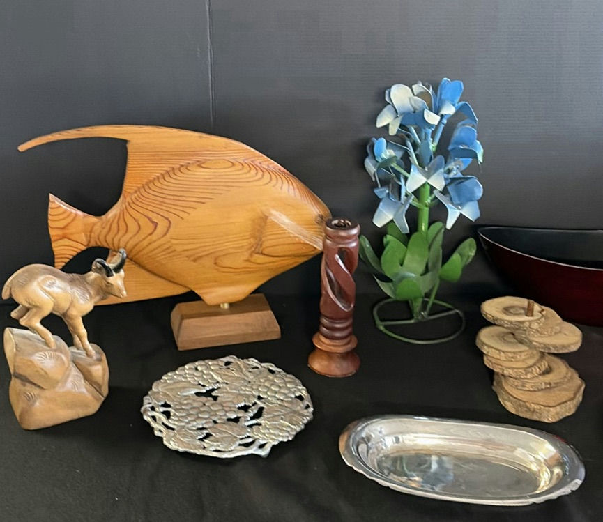 Assorted Decorative Objects - image 2 of 4