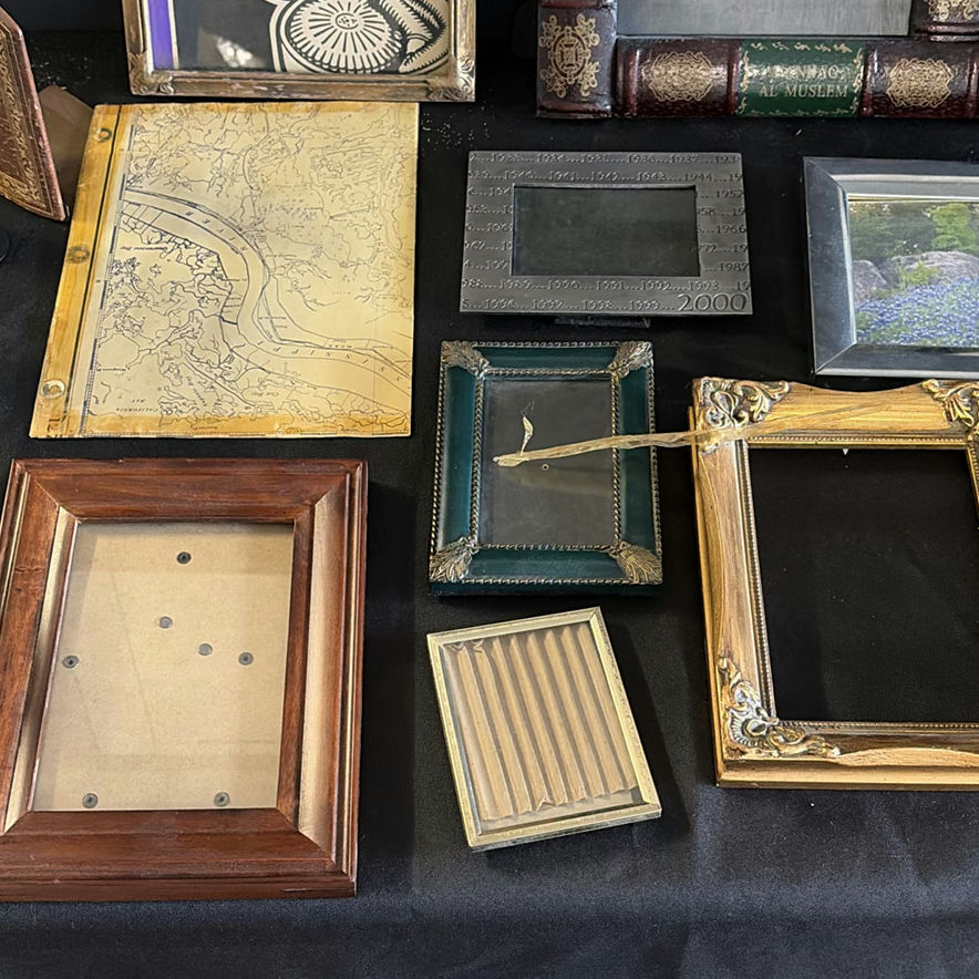 Assorted picture frames and wall art displays - image 3 of 7