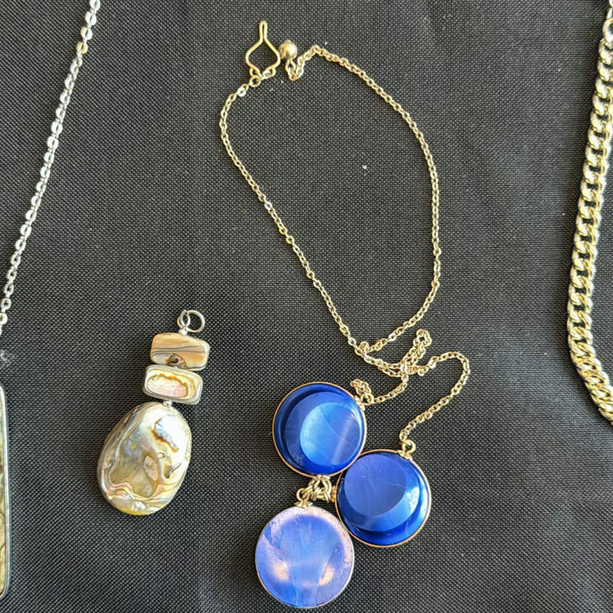 Assorted jewelry set with abalone shell and blue stones - image 6 of 8