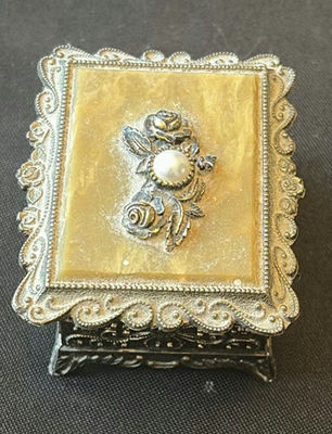 ornate jewelry boxes and shell-shaped Lenox dish - Image 1 of 7