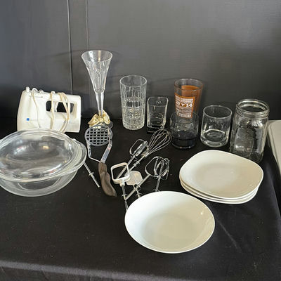 Assorted Kitchenware and Glassware - Image 1 of 7
