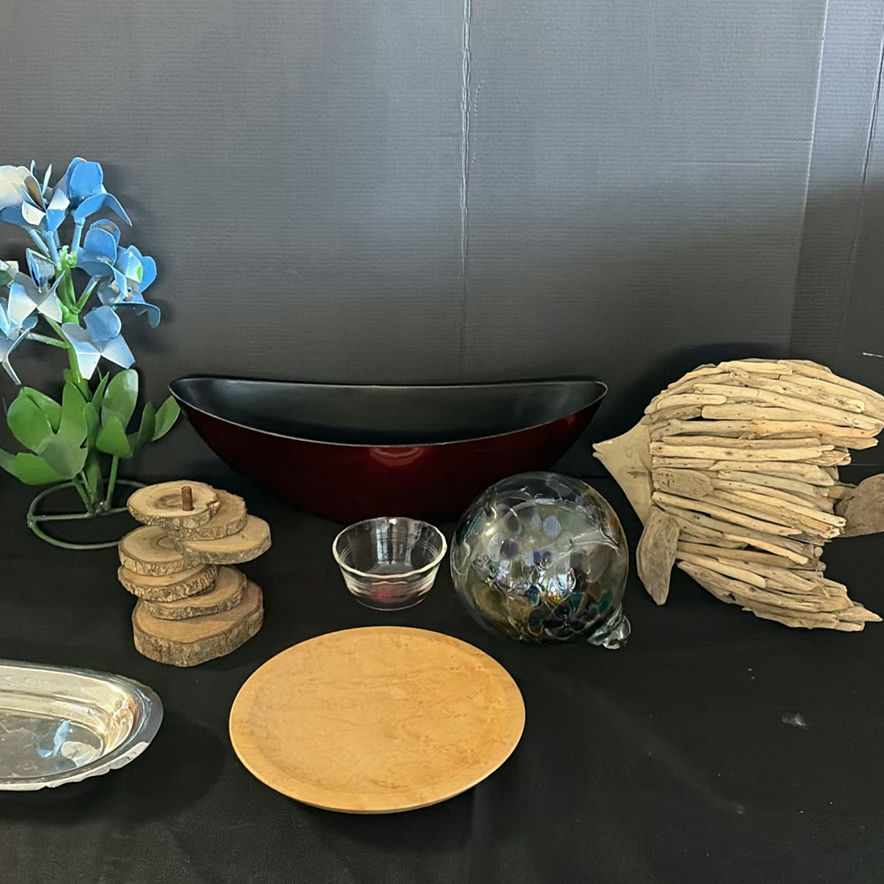 Assorted Decorative Objects - image 3 of 4