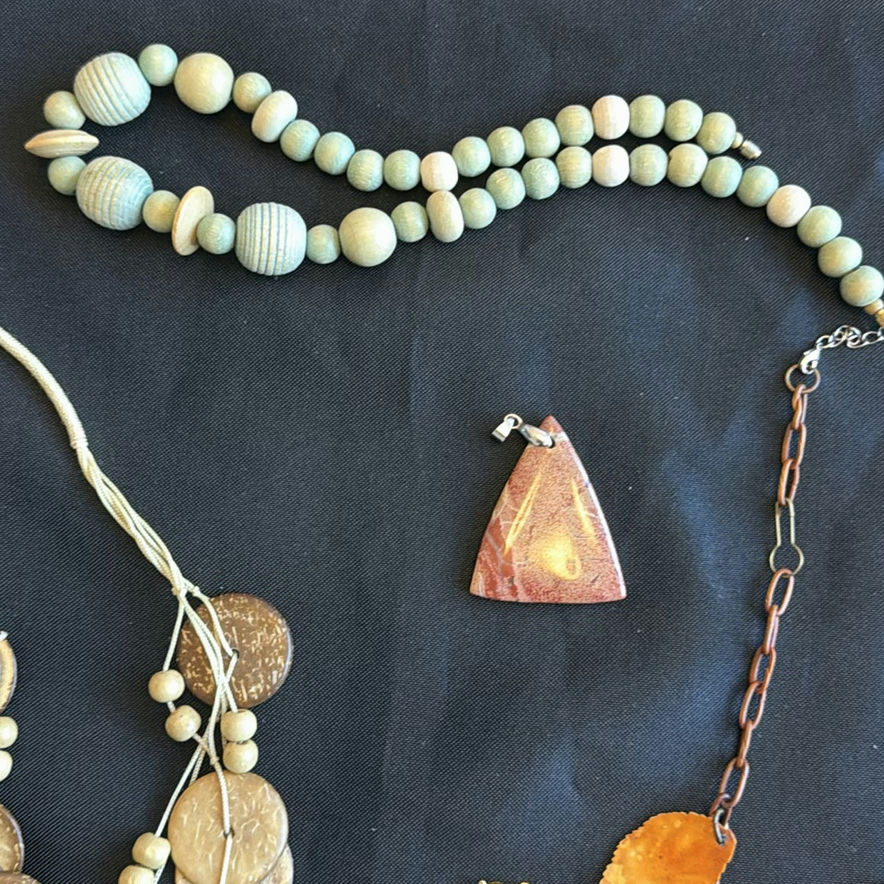 Assorted Beaded Jewelry and Necklaces - image 8 of 12