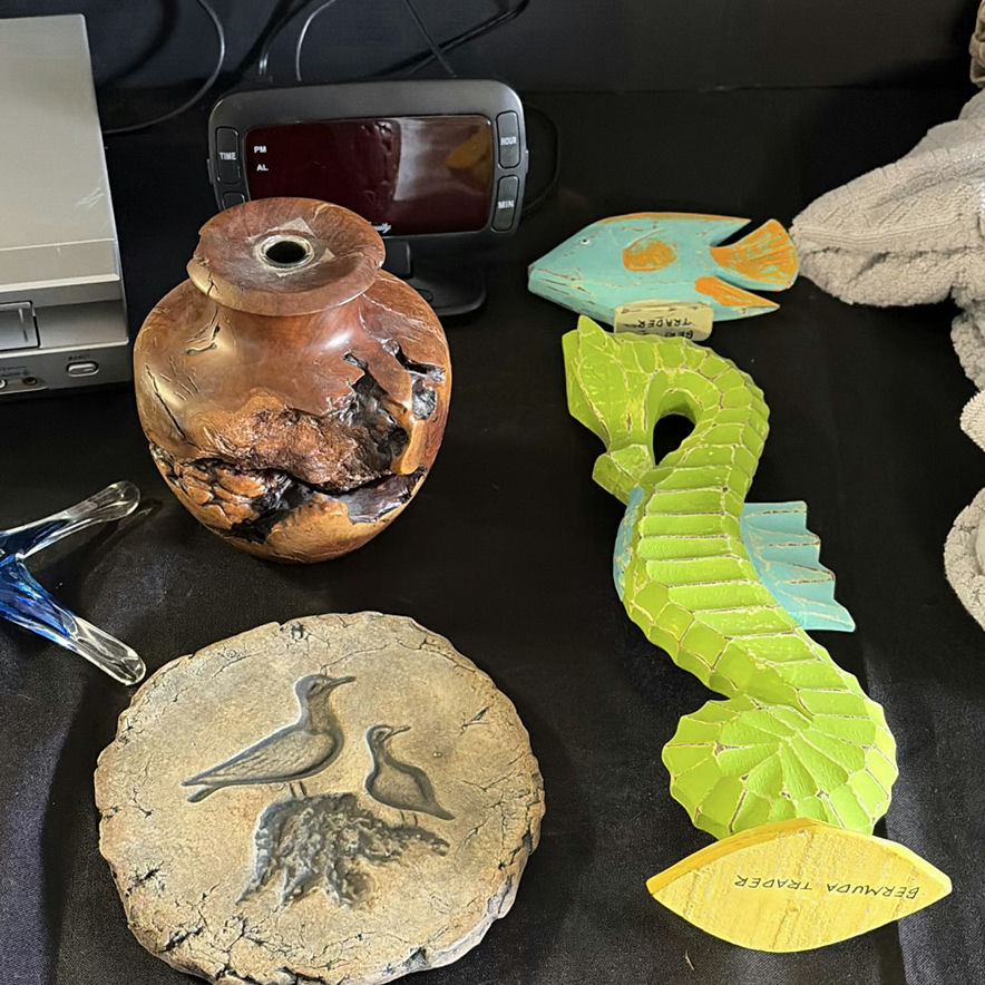 Assorted home decor items including glass sculptures, pottery, and textiles - image 4 of 5