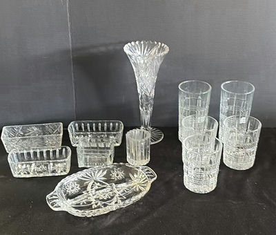 Crystal glassware collection with vases, tumblers, and serving dishes - Image 1 of 4