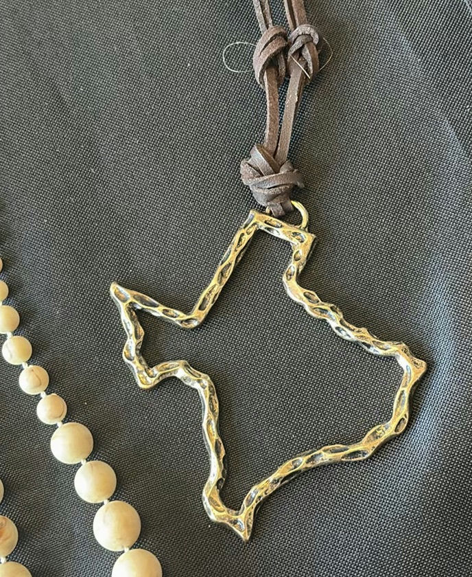Assorted Beaded Jewelry Collection - image 8 of 8