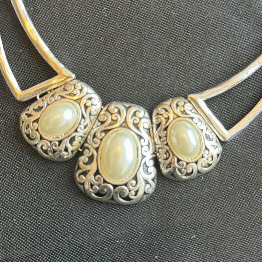 Assorted jewelry set with abalone shell and blue stones - image 3 of 8