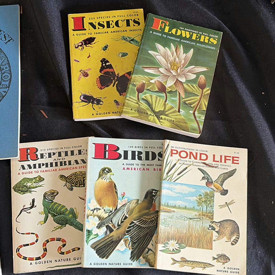 Vintage reference books and nature field guides - image 8 of 8