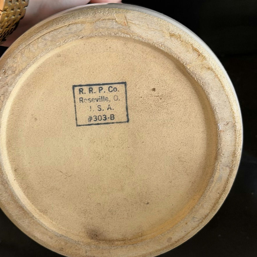Assorted glassware, mugs and decorative pottery - image 8 of 9
