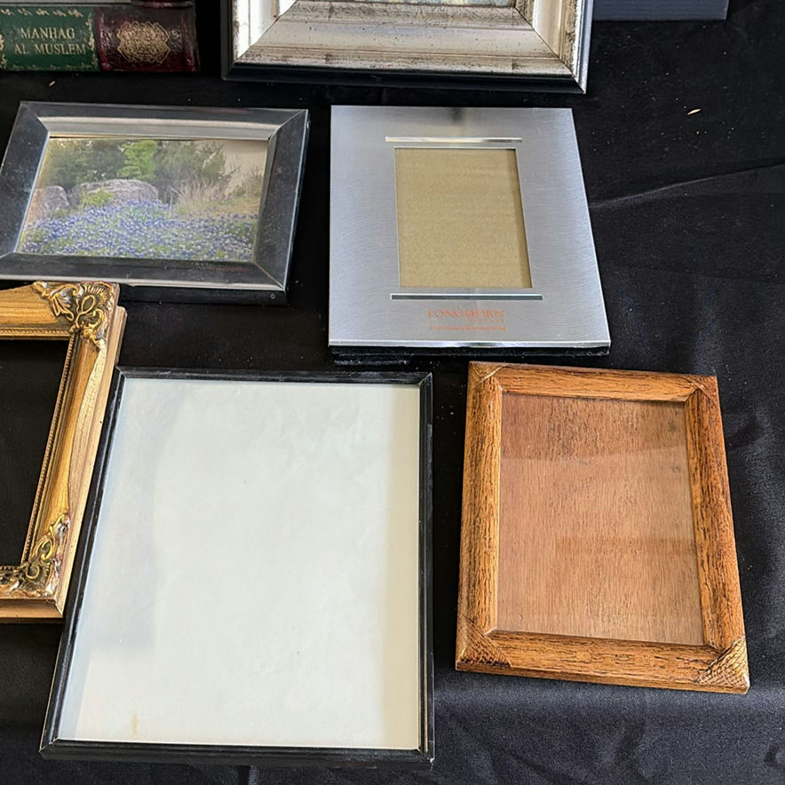 Assorted picture frames and wall art displays - image 6 of 7