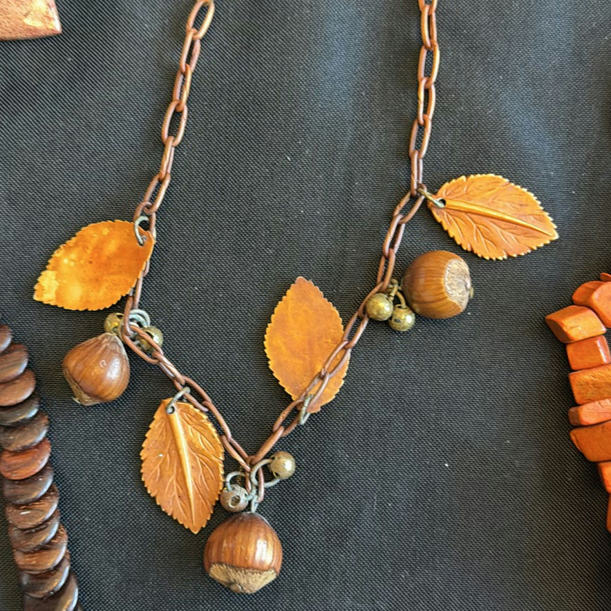 Assorted Beaded Jewelry and Necklaces - image 9 of 12