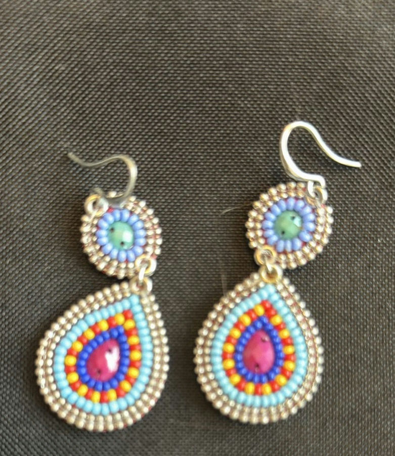 Assorted Beaded Jewelry Set - image 7 of 7
