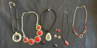 Red cabochon necklaces with assorted pendants and earrings - Image 1 of 6
