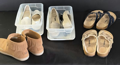 Assorted women's sandals and loafers - Image 1 of 5