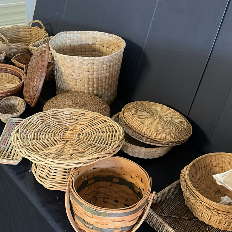 Assorted woven baskets collection - image 5 of 8