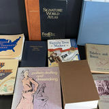 Assorted vintage reference books and manuals - thumbnail 4 of 8
