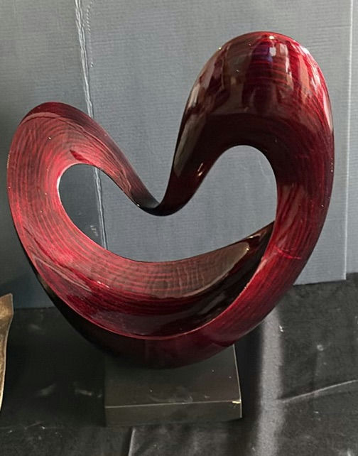 Leaf-shaped ceramic dish and red curved sculpture - image 3 of 3
