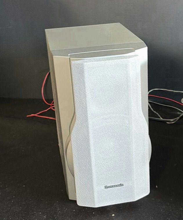 Panasonic CD stereo system with speakers and CD collection - image 3 of 4