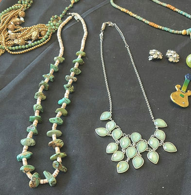 Assorted jewelry collection: necklaces, bracelets, earrings, and rings - Image 1 of 7