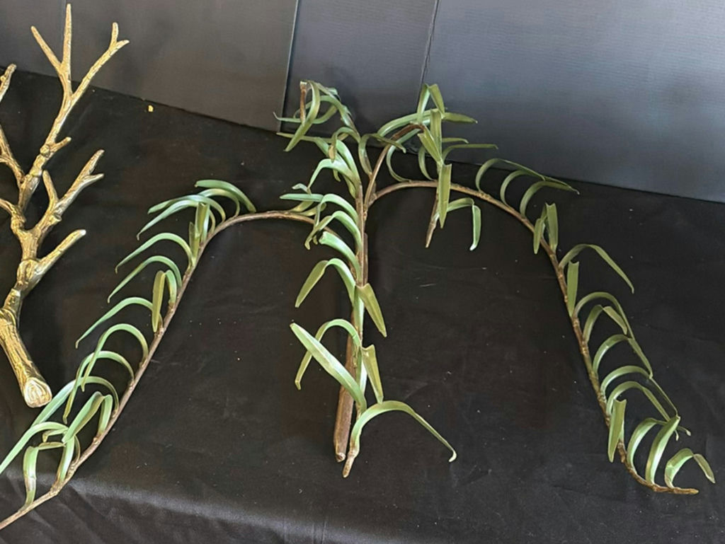 Decorative Christmas Wreath, Bonsai Tree, Brown Berry Branch, and Monstera Plant - image 4 of 7