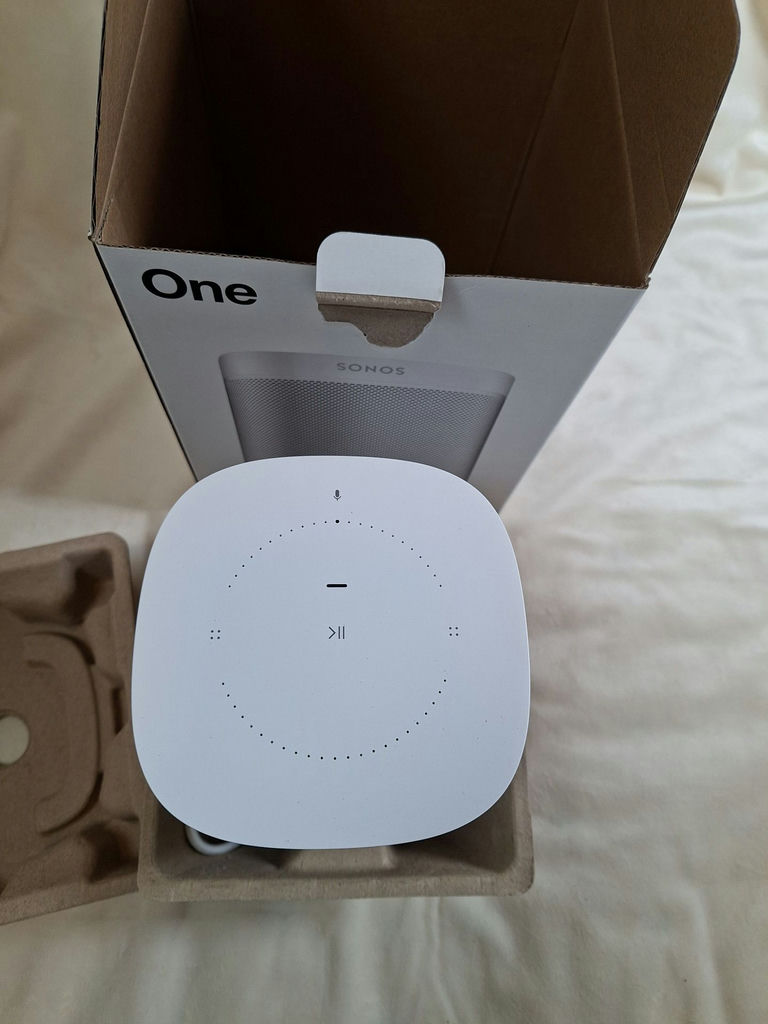 Sonos One Wireless Speaker with Original Box - image 4 of 7