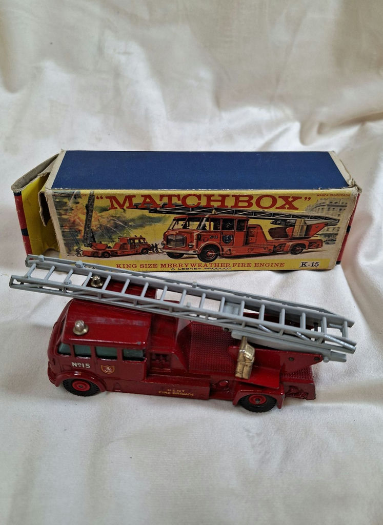 Matchbox King Size Merryweather Fire Engine K-15 with Box - image 1 of 6