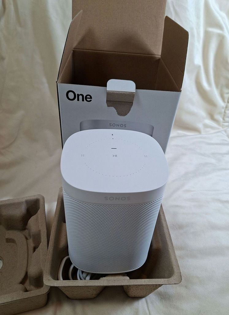 Sonos One Wireless Speaker with Original Box - image 1 of 7