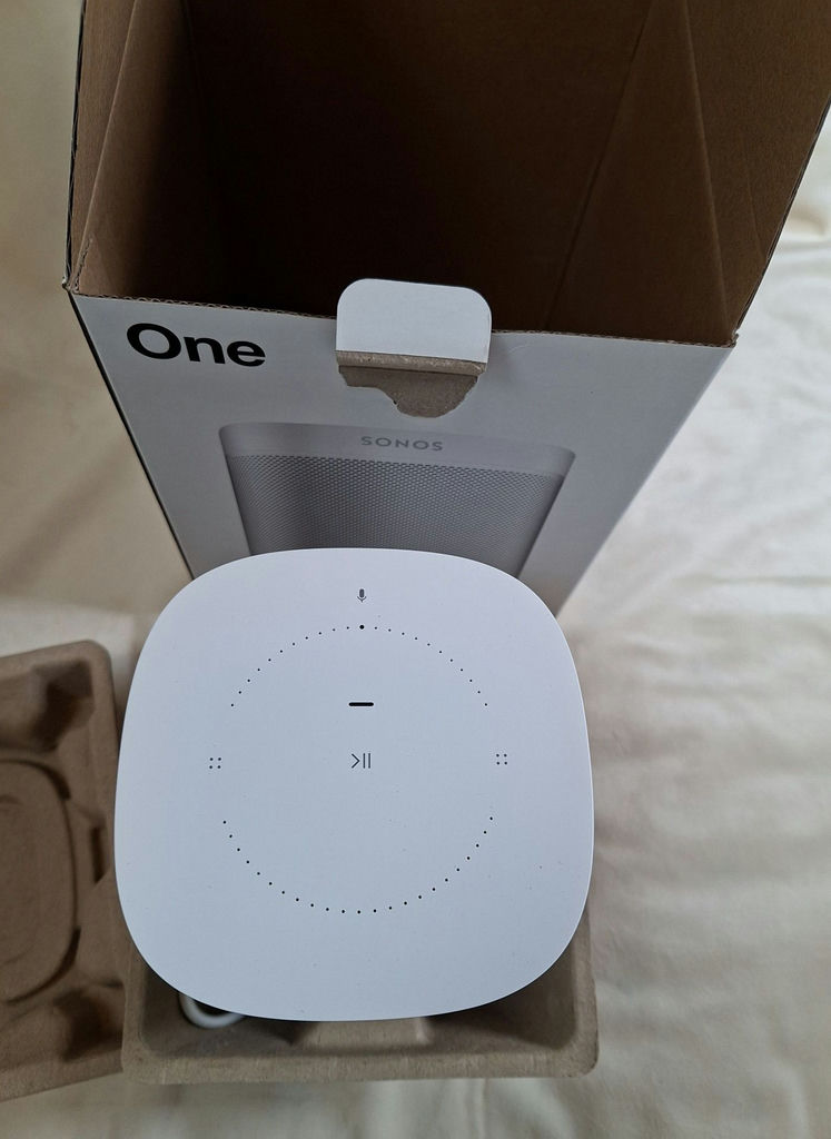 Sonos One (Gen 2) Smart Speaker with Box - image 2 of 5